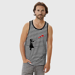 Майка мужская хлопок Девочка и топор, цвет: черная тельняшка — фото 2