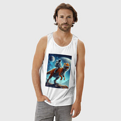 Майка мужская хлопок Космонавт верхом на тигрозавре - затерянная планет, цвет: белый — фото 2