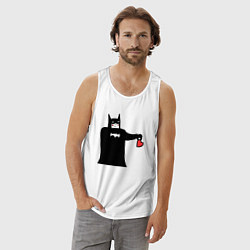 Майка мужская хлопок Сердечко Бэтмена, цвет: белый — фото 2