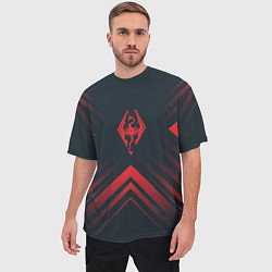 Футболка оверсайз мужская Красный Символ Skyrim на темном фоне со стрелками, цвет: 3D-принт — фото 2