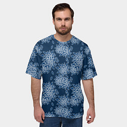 Футболка оверсайз мужская Темно-синий цветочный узор pattern, цвет: 3D-принт — фото 2