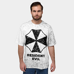 Футболка оверсайз мужская Resident Evil с потертостями на светлом фоне, цвет: 3D-принт — фото 2