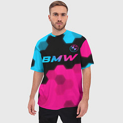 Футболка оверсайз мужская BMW - neon gradient: символ сверху, цвет: 3D-принт — фото 2