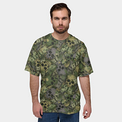 Футболка оверсайз мужская Камуфляж с черепами и долларами, цвет: 3D-принт — фото 2