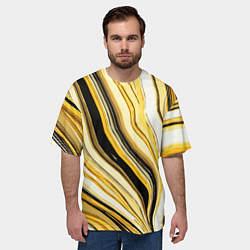 Футболка оверсайз мужская Волнистые вертикальные чёрно-жёлтые полосы, цвет: 3D-принт — фото 2