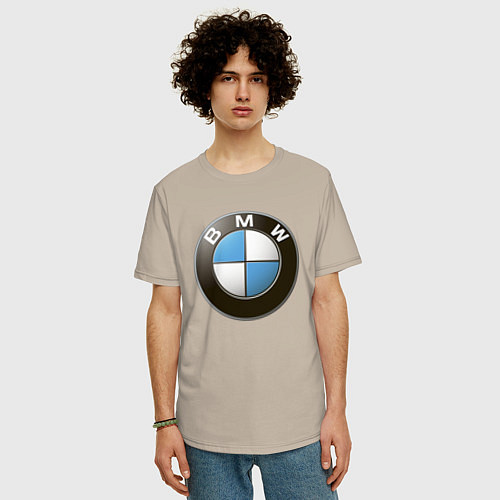 Мужская футболка оверсайз BMW / Миндальный – фото 3