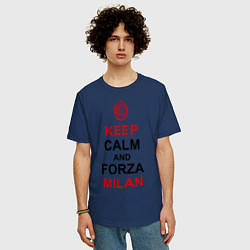 Футболка оверсайз мужская Keep Calm & Forza Milan, цвет: тёмно-синий — фото 2