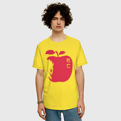 Футболка оверсайз мужская Тетрадь Смерти - Рюк и яблоко, цвет: желтый — фото 2