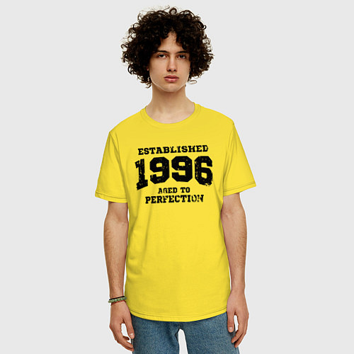 Мужская футболка оверсайз Основана в 1996 году и доведена до совершенства / Желтый – фото 3