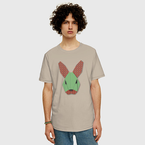 Мужская футболка оверсайз Лоскутный кролик / Миндальный – фото 3