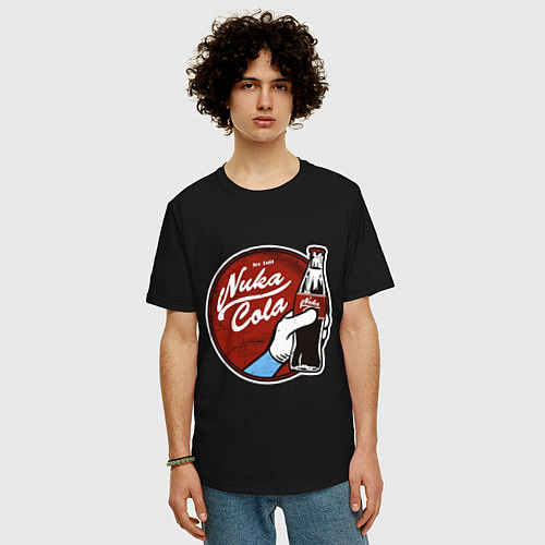 Мужская футболка оверсайз Nuka cola sticker / Черный – фото 3