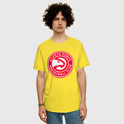 Футболка оверсайз мужская Atlanta hawks basketball, цвет: желтый — фото 2