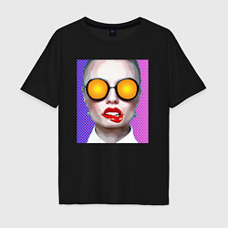 Мужская футболка оверсайз Портрет девушки в больших солнечных очках