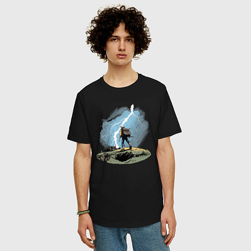 Мужская футболка оверсайз Дурак на холме ловит молнию / Черный – фото 3