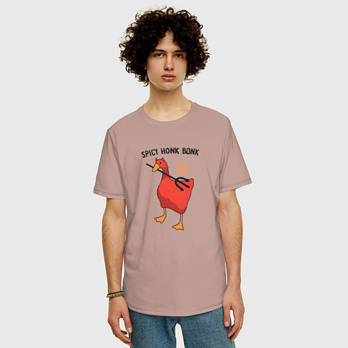 Мужская футболка оверсайз Spicy honk bonk - Untitled Goose Game / Пыльно-розовый – фото 3