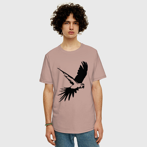 Мужская футболка оверсайз Попугай летит трафарет / Пыльно-розовый – фото 3