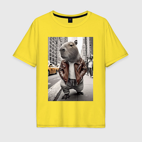 Мужская футболка оверсайз Trendy capybara on the streets of New York / Желтый – фото 1