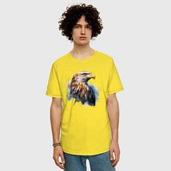 Футболка оверсайз мужская Акварельный орел в брызгах краски, цвет: желтый — фото 2