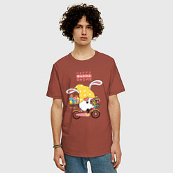 Футболка оверсайз мужская Пасхальный гном на велосипеде, цвет: кирпичный — фото 2