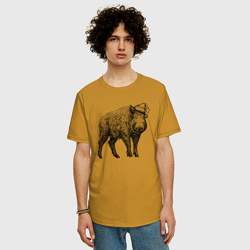 Мужская футболка оверсайз Кабан в новогоднем колпаке / Горчичный – фото 3
