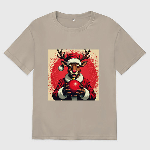 Мужская футболка оверсайз Рождественский олень Рудольф в шапке Санты / Миндальный – фото 1