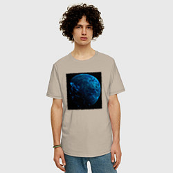 Футболка оверсайз мужская Синяя планета трещины, цвет: миндальный — фото 2