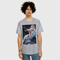 Футболка оверсайз мужская Девушка-наемница, цвет: меланж — фото 2