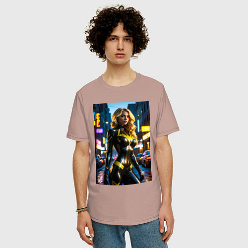 Мужская футболка оверсайз Черная Канарейка на улице города / Пыльно-розовый – фото 3