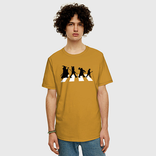 Мужская футболка оверсайз Путешествие хоббита / Горчичный – фото 3