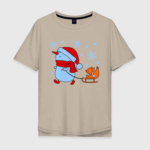Мужская футболка оверсайз Снеговик с санками / Миндальный – фото 1