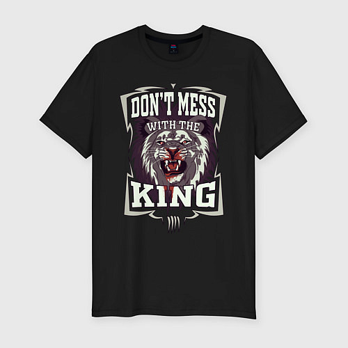 Мужская slim-футболка Не испытывай судьбу с Королем / Черный – фото 1