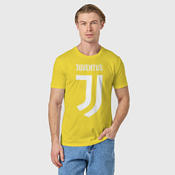 Футболка хлопковая мужская FC Juventus, цвет: желтый — фото 2