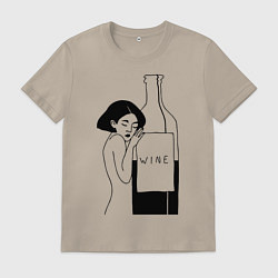 Футболка хлопковая мужская Девушка с бутылкой вина, цвет: миндальный