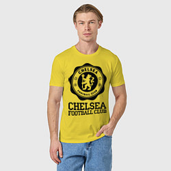 Футболка хлопковая мужская Chelsea FC: Emblem, цвет: желтый — фото 2