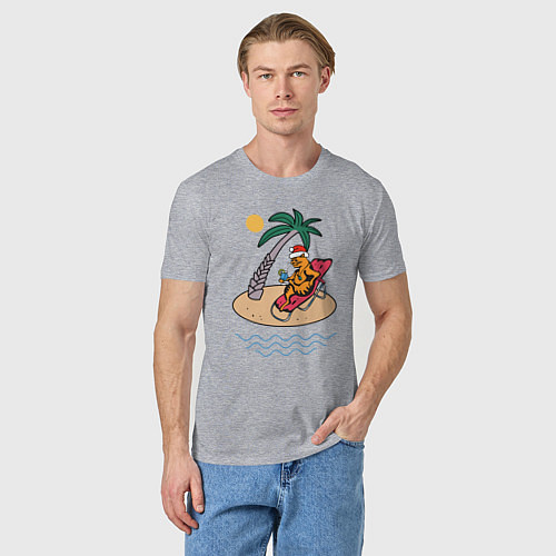 Мужская футболка Котик встречает НГ на пляже / Меланж – фото 3