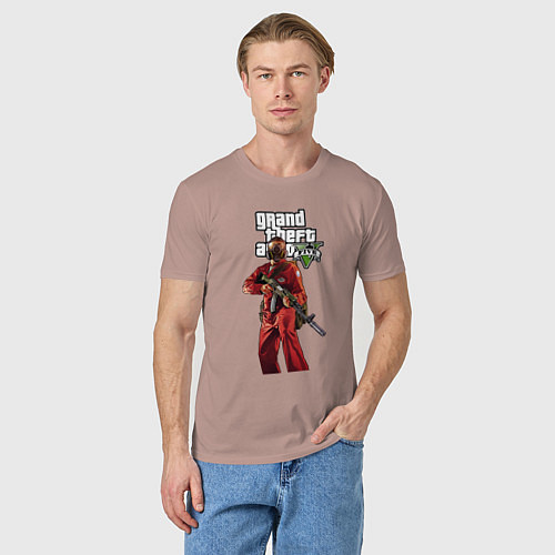 Мужская футболка GTA 5 Man with gun / Пыльно-розовый – фото 3