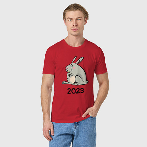 Мужская футболка Большой кролик 2023 / Красный – фото 3