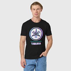 Футболка хлопковая мужская Значок Yamaha в стиле glitch, цвет: черный — фото 2