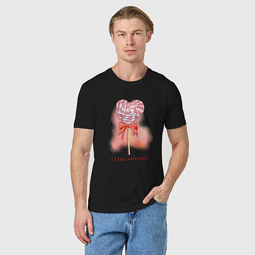 Мужская футболка Леденец-сердечко / Черный – фото 3