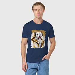 Футболка хлопковая мужская Белая собака репер в наушниках с золотой цепью, цвет: тёмно-синий — фото 2
