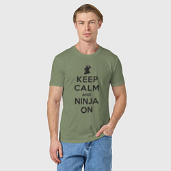 Футболка хлопковая мужская Keep calm and ninja on, цвет: авокадо — фото 2