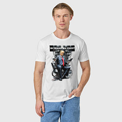 Футболка хлопковая мужская Trump with two pistols - cyberpunk, цвет: белый — фото 2