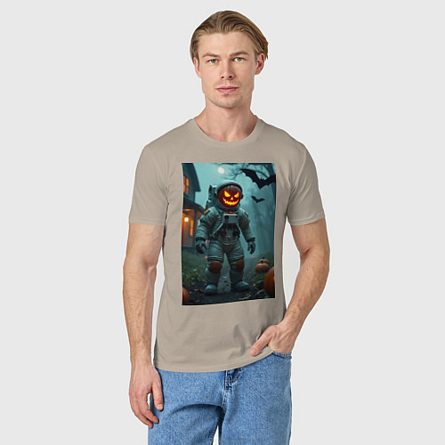 Мужская футболка Тыква Джек космонавт / Миндальный – фото 3