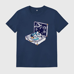Футболка хлопковая мужская Мир в чемодане, цвет: тёмно-синий