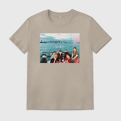 Футболка хлопковая мужская Got7 на фоне сеула, цвет: миндальный