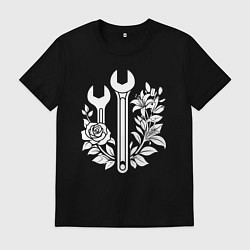 Футболка хлопковая мужская Рожковые ключи в розах, цвет: черный