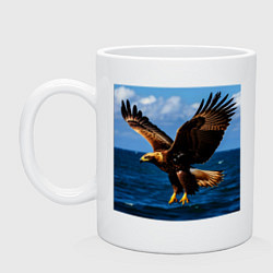 Кружка керамическая Полёт орла над морем, цвет: белый