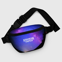 Поясная сумка Stranger Things: Space Rising, цвет: 3D-принт — фото 2
