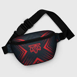 Поясная сумка Красный символ GTA на темном фоне со стрелками, цвет: 3D-принт — фото 2
