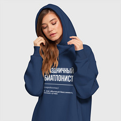 Женское худи-платье Праздничный биатлонист, цвет: тёмно-синий — фото 2